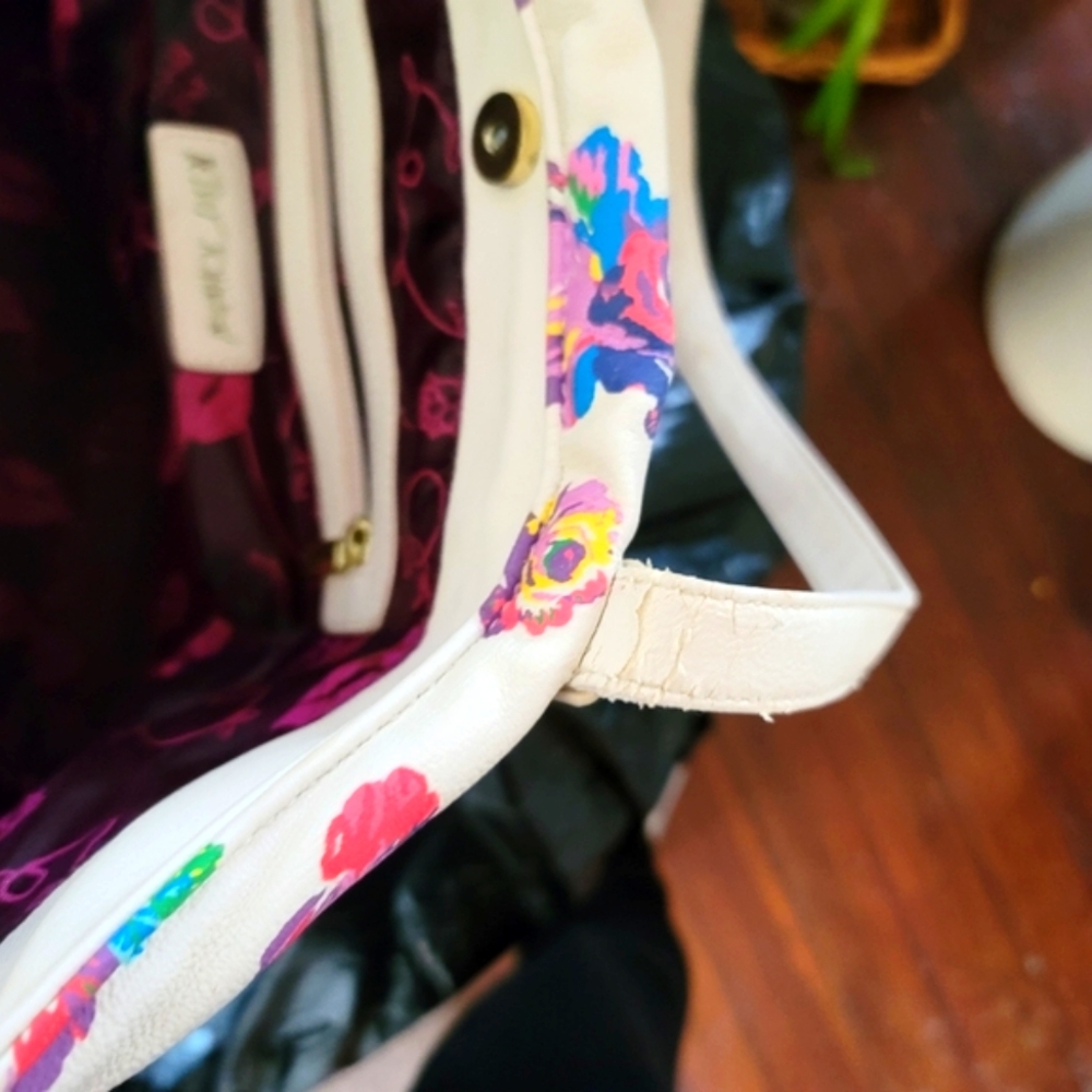 Betsey Johnson floral tote purse/ bag! - Picture 15 of 16
